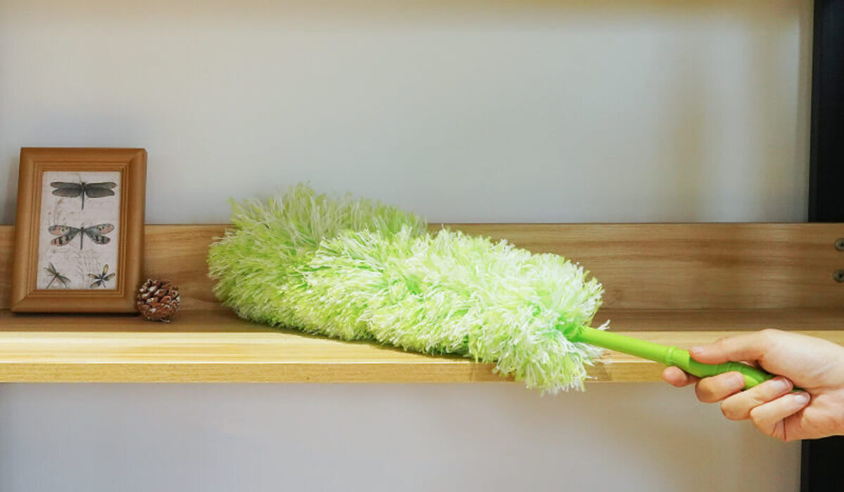 Microfiber Duster for cleaning shelves