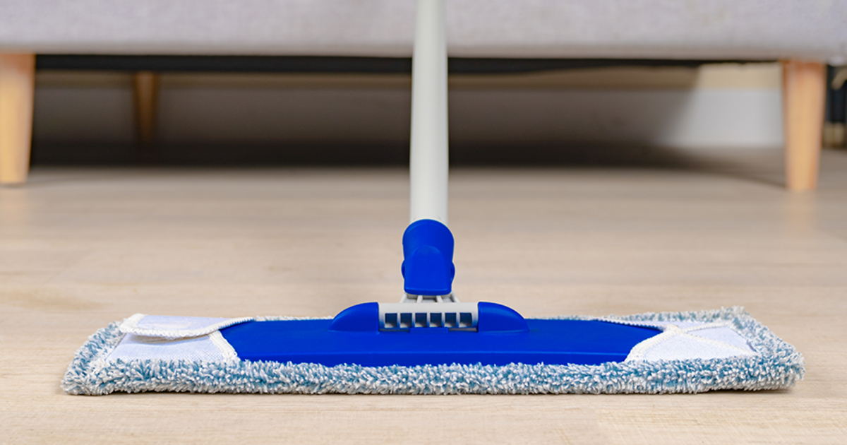 Wet vs Dry Mops For Your Cleaning Needs